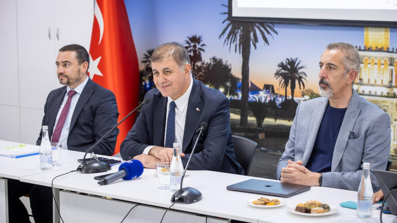 Başkan Tugay: Sağlıklı gıdaya erişimin sürekliliği için iş birliği şart