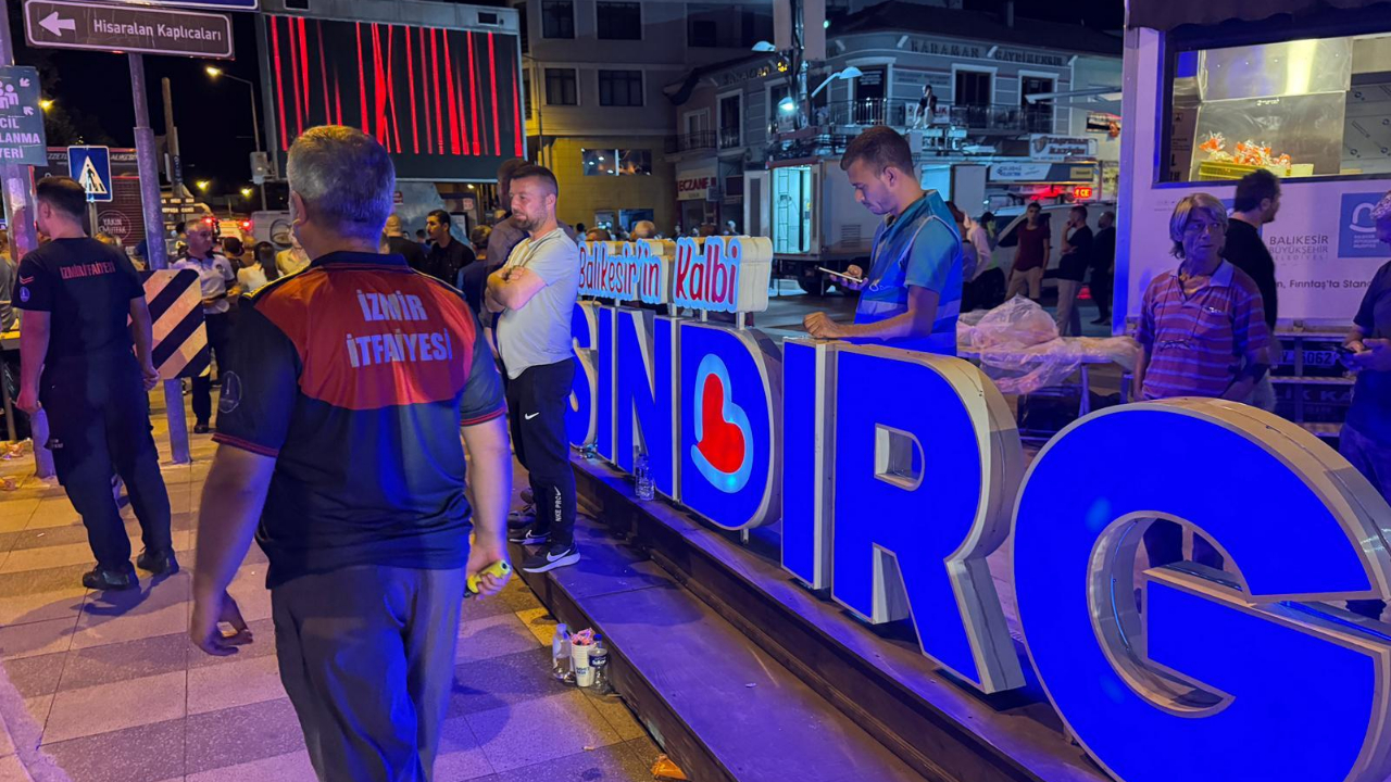 İzmir İtfaiyesi Balıkesir’de görev başında