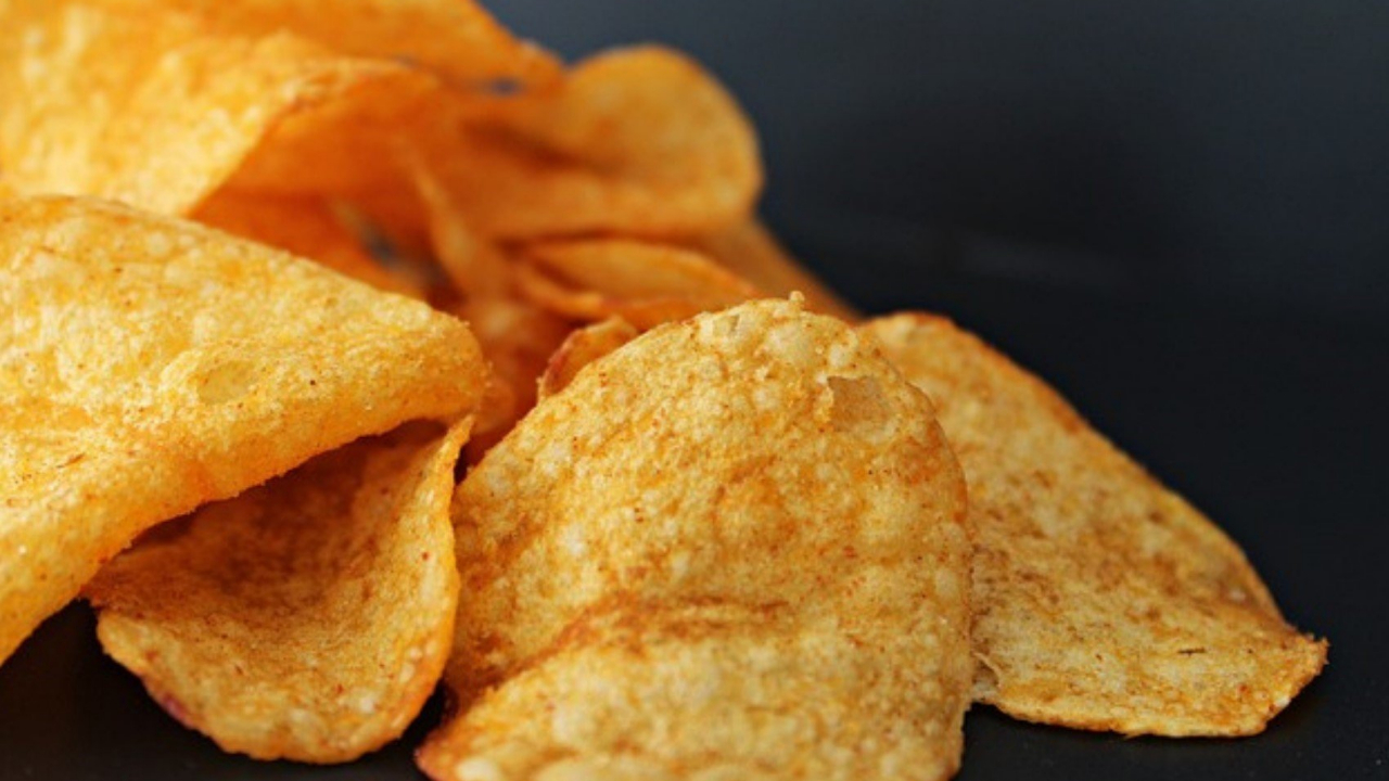 Efsane cips markası Türkiye'ye geri döndü: Fiyatı tartışma konusu oldu