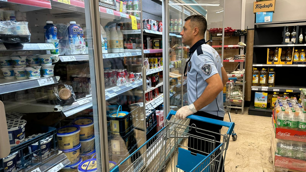 Konak Belediyesi’nden zincir marketlere sıkı denetim