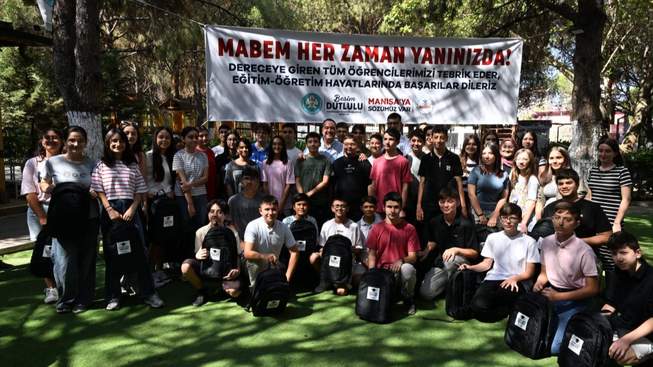 Başkan Dutlulu LGS’de Başarılı Olan Öğrencilerle Kahvaltıda