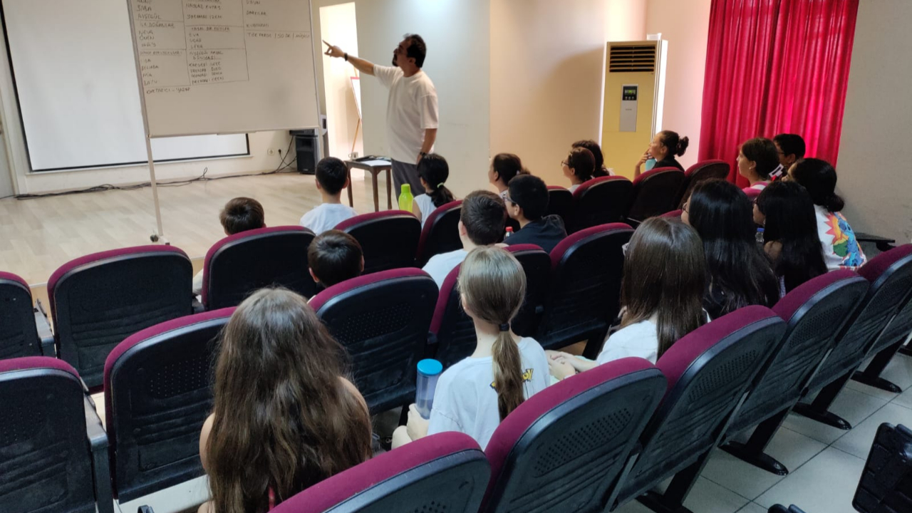 Çiğli Belediyesi Gençlik Tiyatrosu yeni sezon için çalışmalara başladı