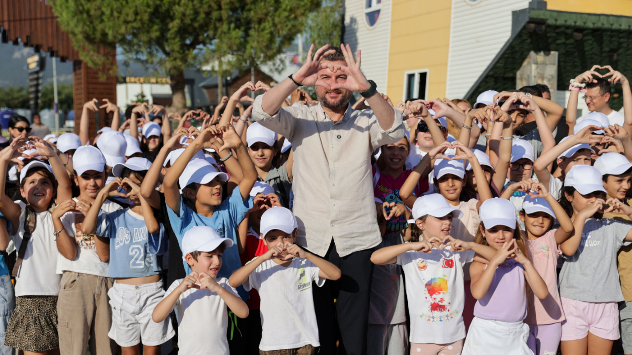 Başkan Duman’dan çocuklara lunapark sürprizi
