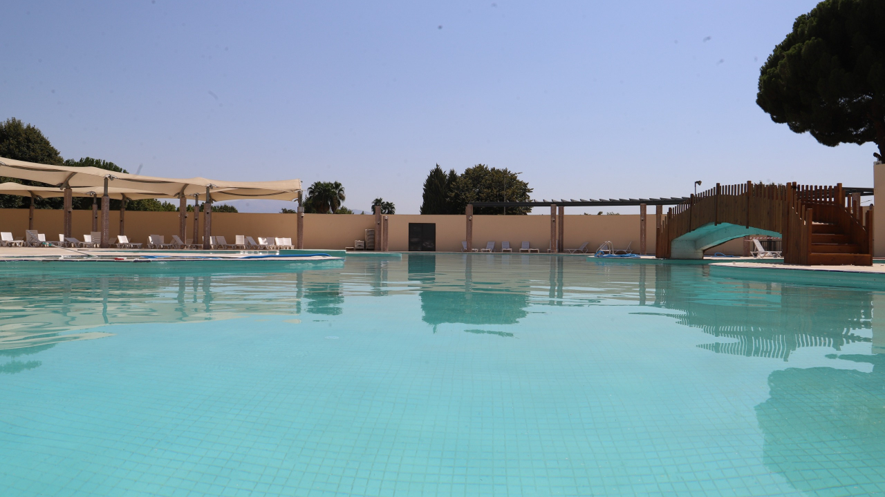 Yüzme havuzu 5 yıl sonra yeniden hayat buldu