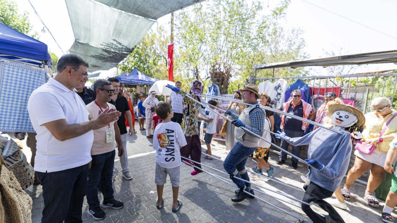 Başkan Tugay, Oyuk Festivali'nde yurttaşlarla buluştu