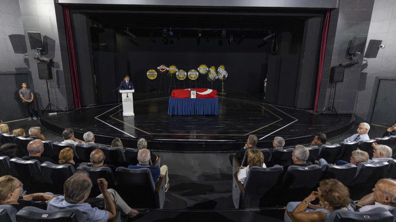 Prof. Dr. Emin Alıcı son yolculuğuna uğurlandı