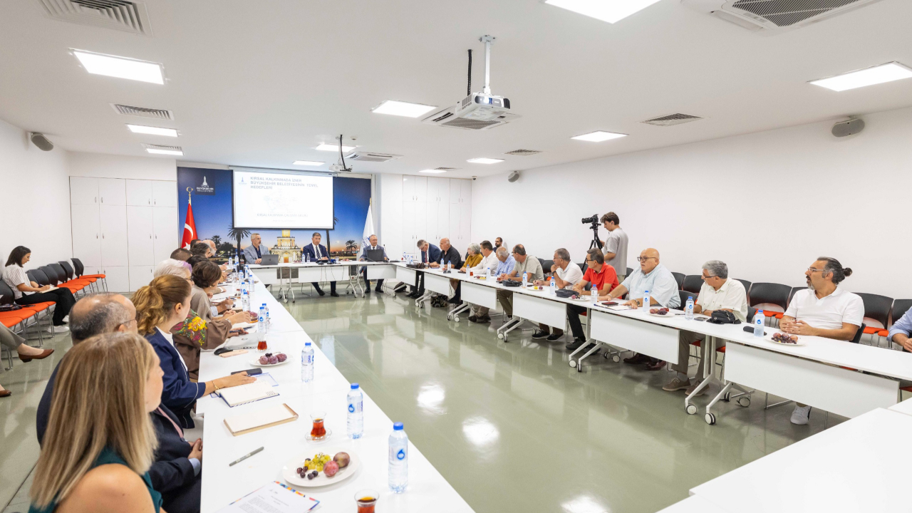 Başkan Tugay’dan gıda güvenliği için ortak akıl çağrısı