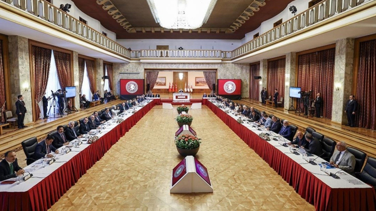 Açılım komisyonu altıncı kez toplanıyor! Baro başkanları konuşacak