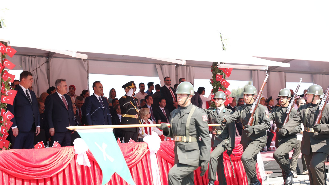 30 Ağustos Zafer Bayramı İzmir&#039;de Coşkuyla Kutlanacak