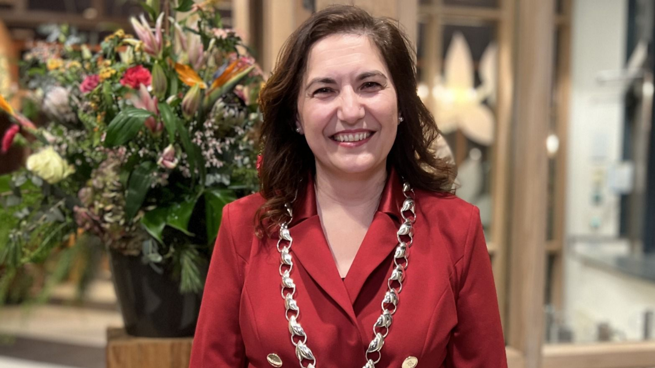 Cumhuriyet’in 102. yılında kadın liderler Çeşme’de buluşacak