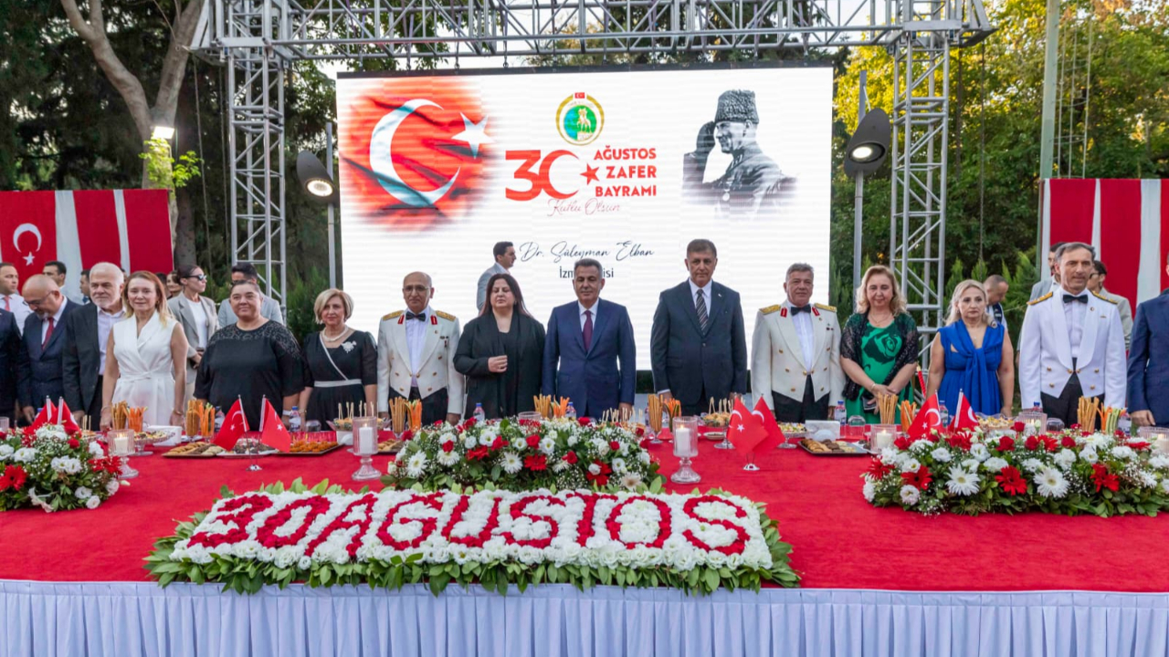 Başkan Tugay 30 Ağustos Zafer Bayramı resepsiyonuna katıldı