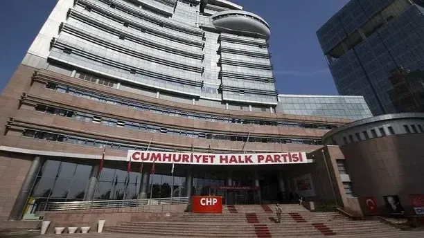 İstanbul yönetimine &#039;kayyım&#039; kararı gerekçe oldu: CHP&#039;nin Ataşehir kongresine engel
