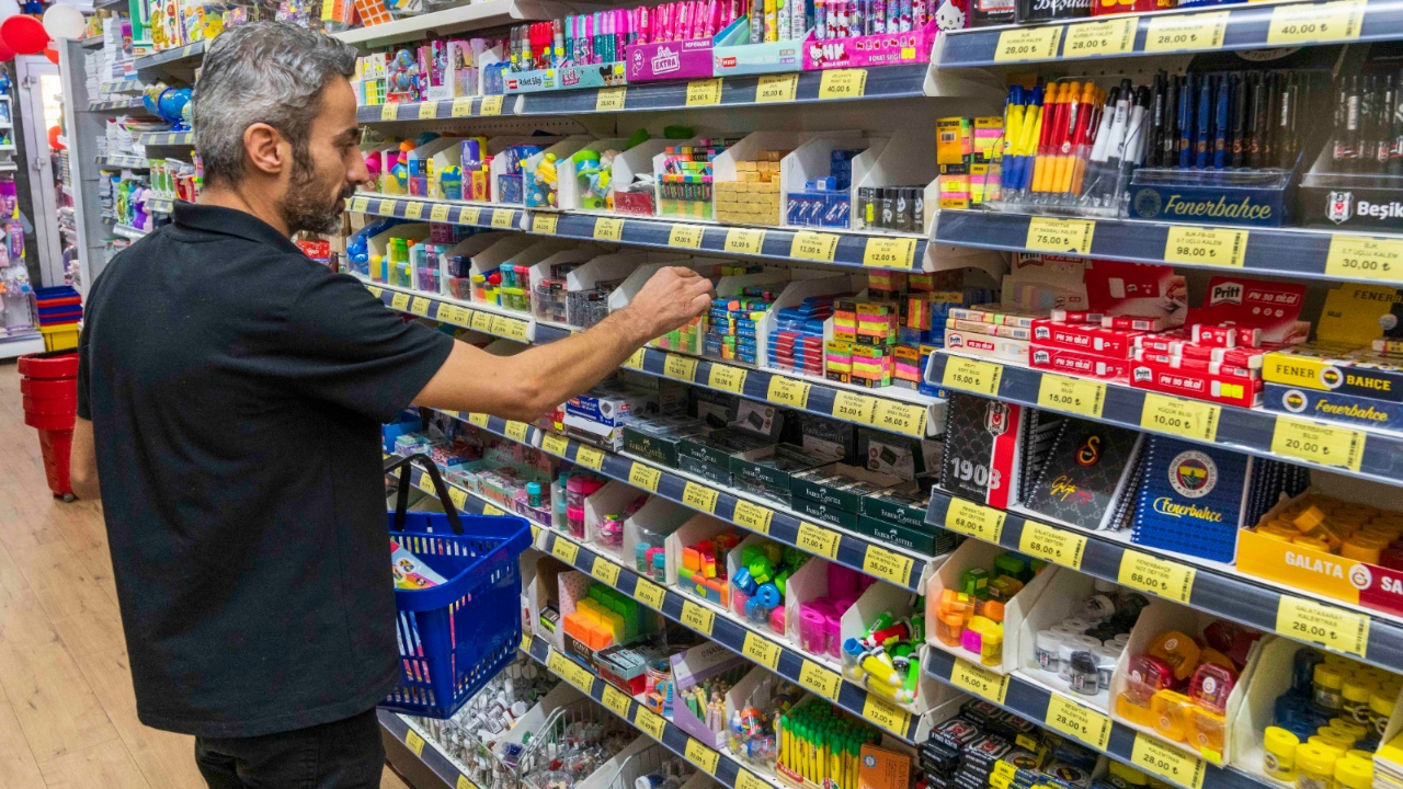 Büyükşehir’den öğrencilere 48 milyonluk kırtasiye desteği