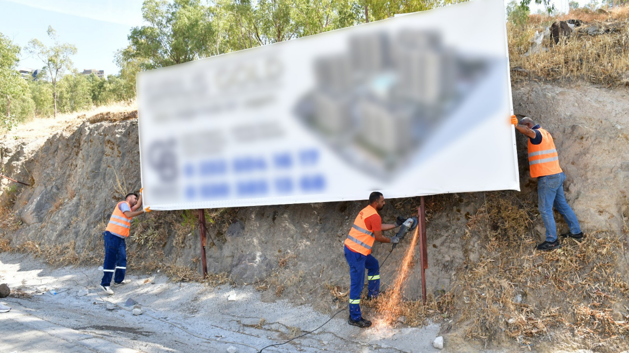 Belediye ekipleri kent estetiği ve güvenlik için sahada