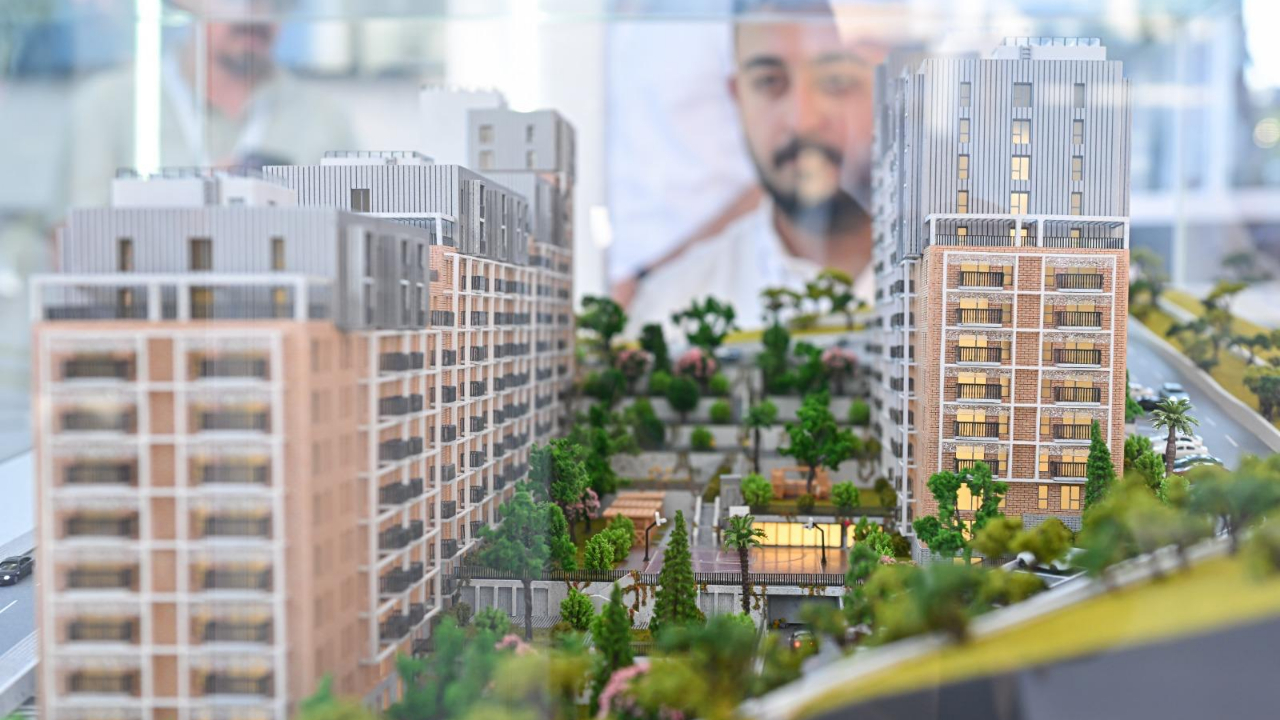 Büyükşehir’in sosyal konut projesi İEF’de VR gözlükle tanıtılıyor