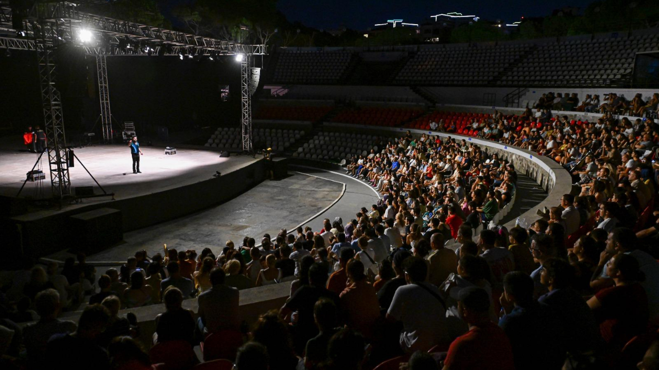 Çim Konserleri’nde Selda Bağcan rüzgarı esti