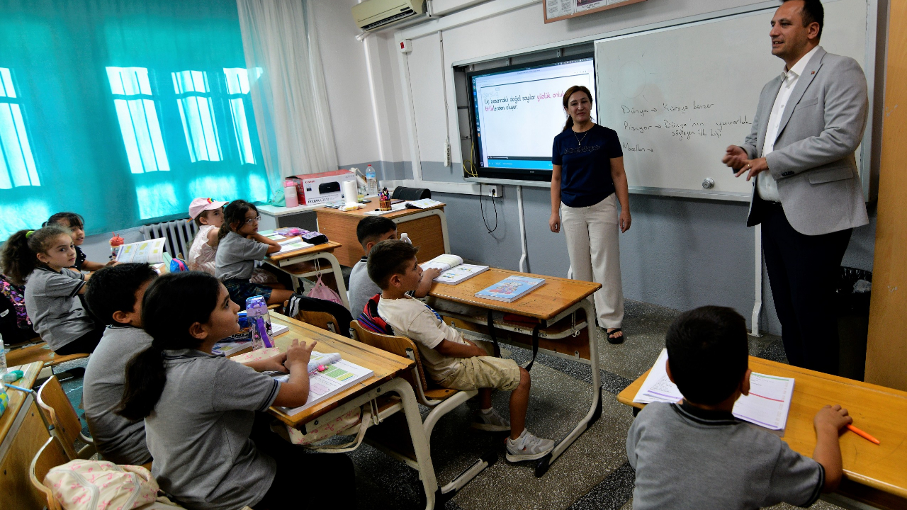 Bornova Belediyesi’nden öğrencilere beslenme desteği
