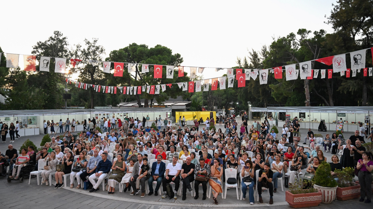 Bornova’da Kitap Dolu Günler Başlıyor