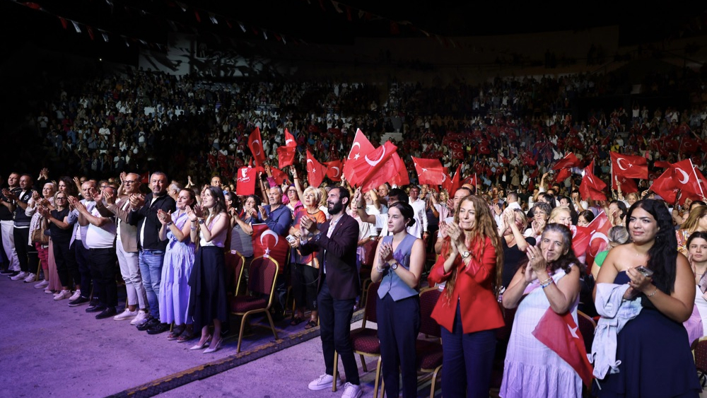 Alaçatı ve Çeşme’nin Kurtuluşu 103. yılında coşkuyla kutlandı