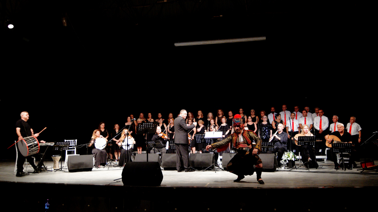 Atatürk’ün Sevdiği Şarkılar Bornova’da yankılandı