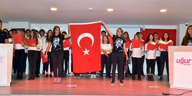 29 Ekim, Uğur Okulları’nda coşkuyla kutlandı