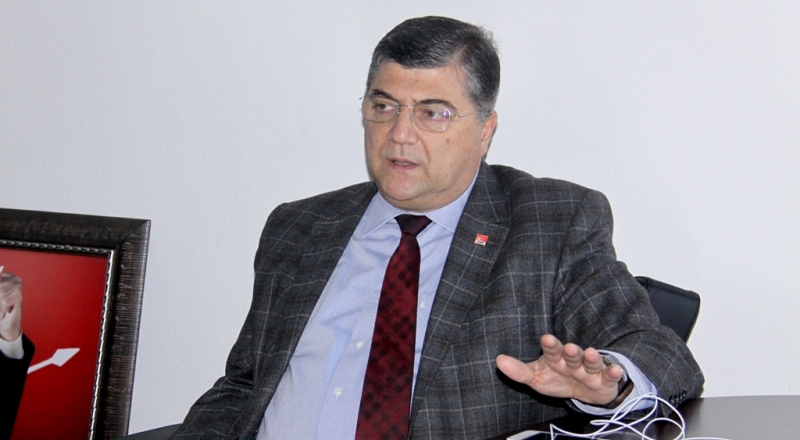 ''Her türlü rejim değişikliği sürecinin karşısındayız''