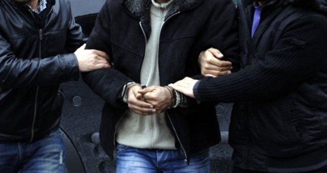 4 ilde ’paralel yapı’ operasyonu: Çok sayıda gözaltı