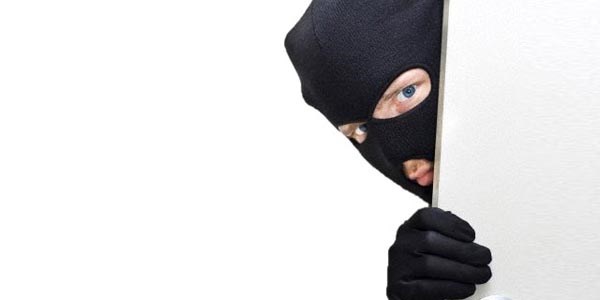 5 bin TL çalan hırsız kıskıvrak yakalandı