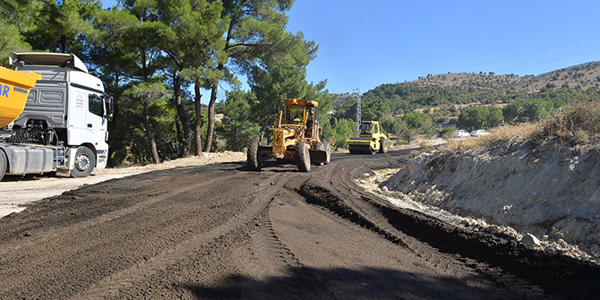 8 ilçeye asfalt ve parke