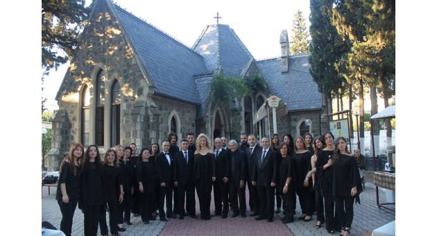 9 Eylül Üniversitesi Türk Sanat Müziği Korosu Yeni Yıl Konserine hazır