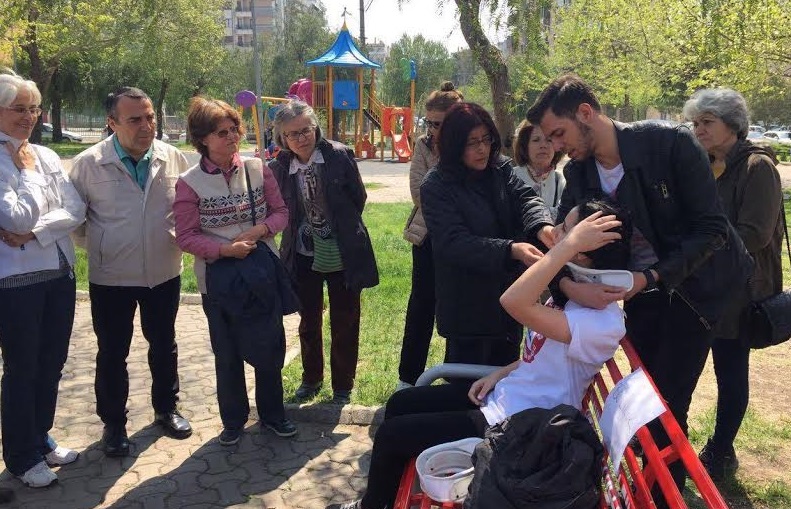 ACİL KOMŞUM EĞİTİMLERİ TAM GAZ