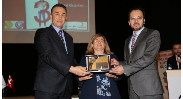 ADÜ'den Türk Kızılayı'na destek