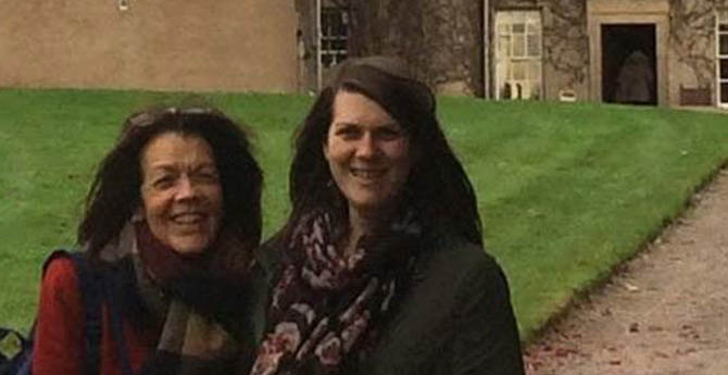 Aile Fotoğrafında Görünen Hayalet Tartışma Yarattı