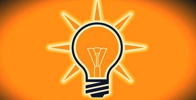 AK Parti İl Kadın Kolları Başkanı İstifa Etti