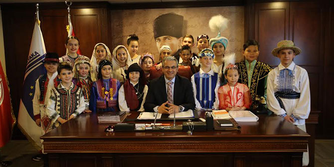 Akpınar&#039;ın Makamında Dünya Çocukları