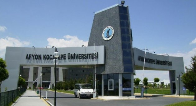 AKÜ’den basına çifte standart