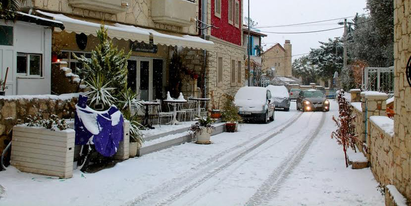 ALAÇATI’DA KAR SEVİNCİ