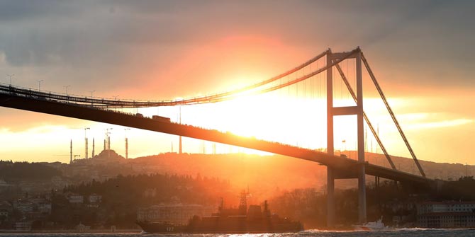 Alarma geçtiler... İstanbul Boğazı'nda füzeli saldırı alarmı