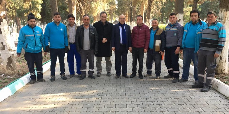 Alaşehir Mezarlıklarında Titiz Çalışma