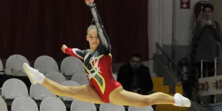 Altın Kız Memleketinde de Tarih Yazdı