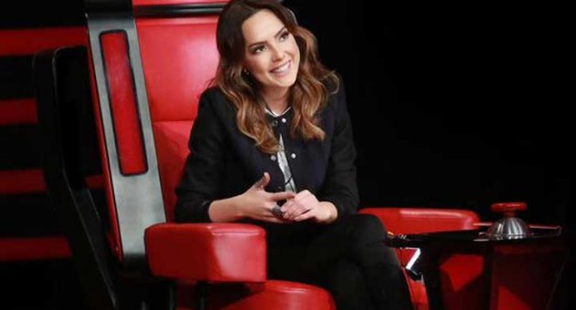 Ameliyat sonrası Ebru Gündeş'ten ilginç espri!