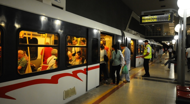 AÖF sınavı nedeniyle metroda sefer sıklığı artıyor