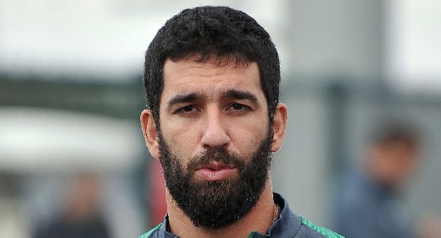 Arda Turan dünyanın en zengin adamının yanında