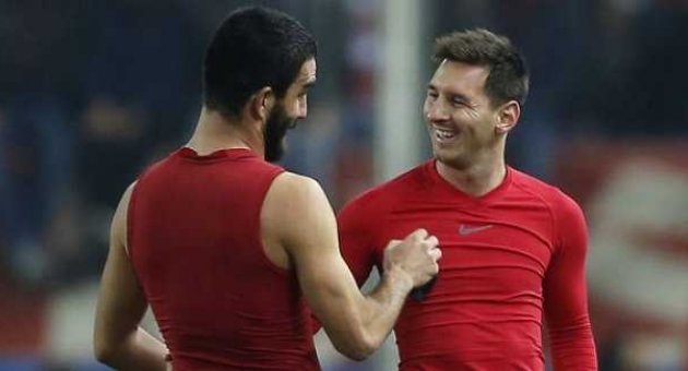 Arda Turan sonunda sahaya iniyor!
