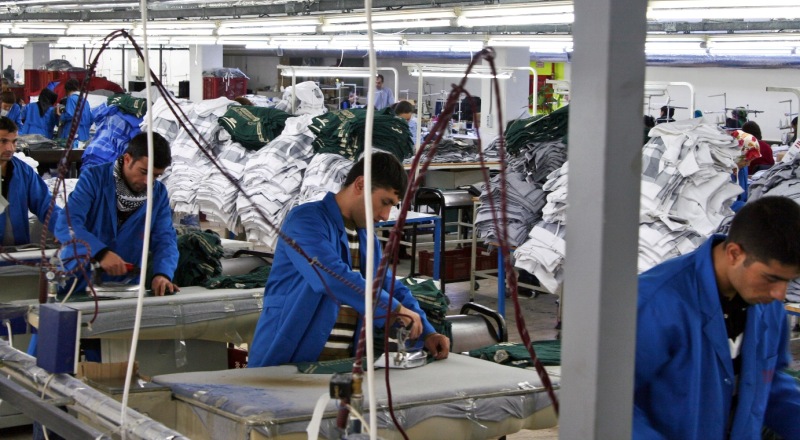 Asgari ücretteki artış sanayi tesislerinin sonu olmasın