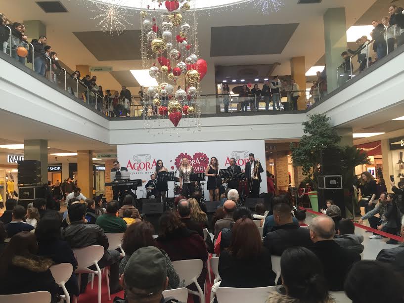 AŞK DOLU SEVGİLİLER GÜNÜ 