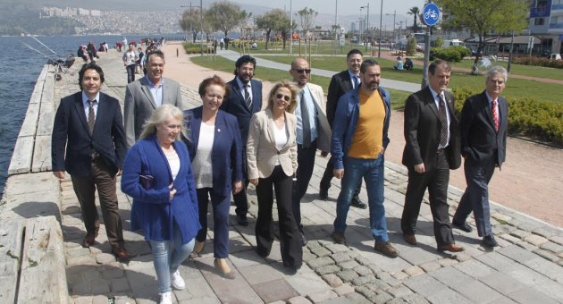 AYNI RUH VE İNANÇLA ADAYIZ