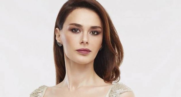 Ayşe Hatun Önal&#039;dan milyonluk anlaşma