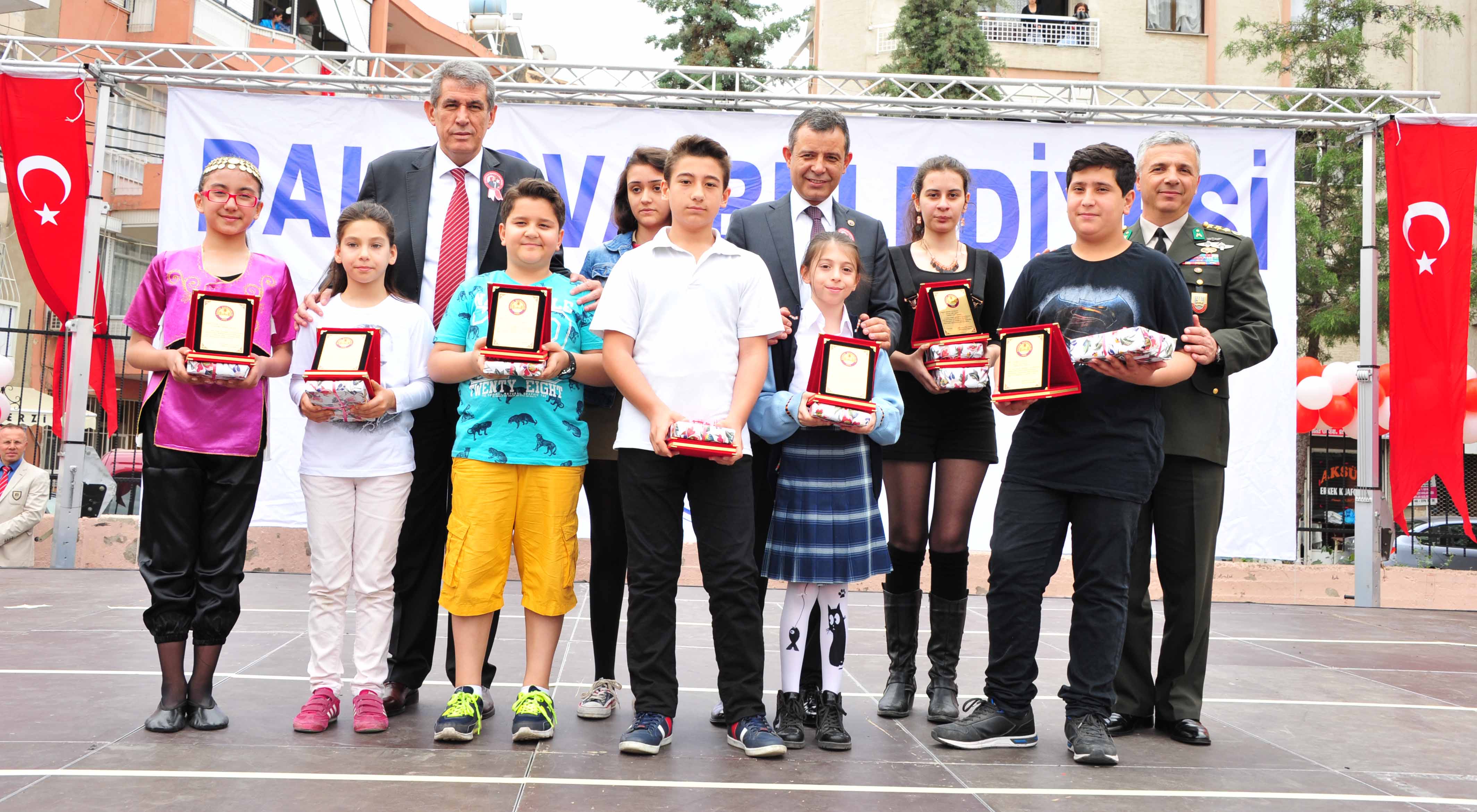 Balçova'da coşkulu kutlamalar