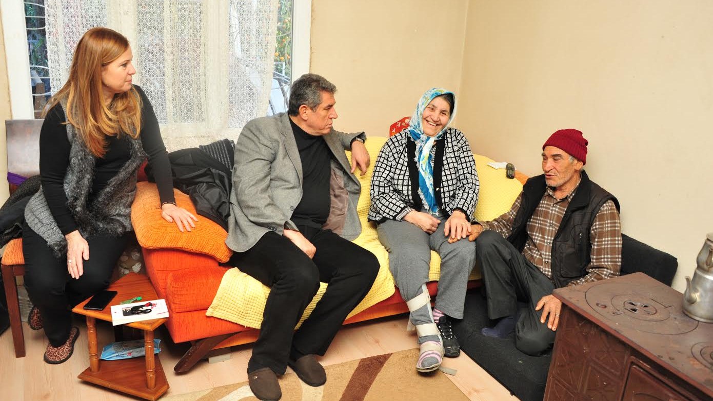 Balçova'da yeni yıl dayanışması